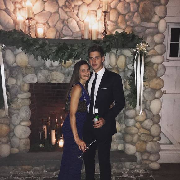 Meet your Posher, Jenna - Picture 2 of 3